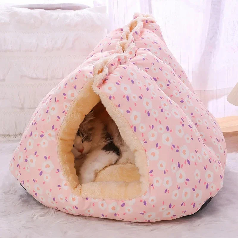 2-in-1 Cat Sofa Bed – Warm & Stylish